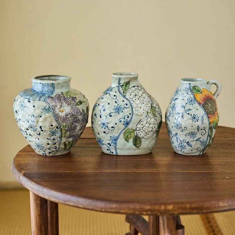 Jingdezhen Original Blue and White Underglaze Creative Hand-painted Iris Flower Sunflower Hydrangea Rustic Vintage Vase