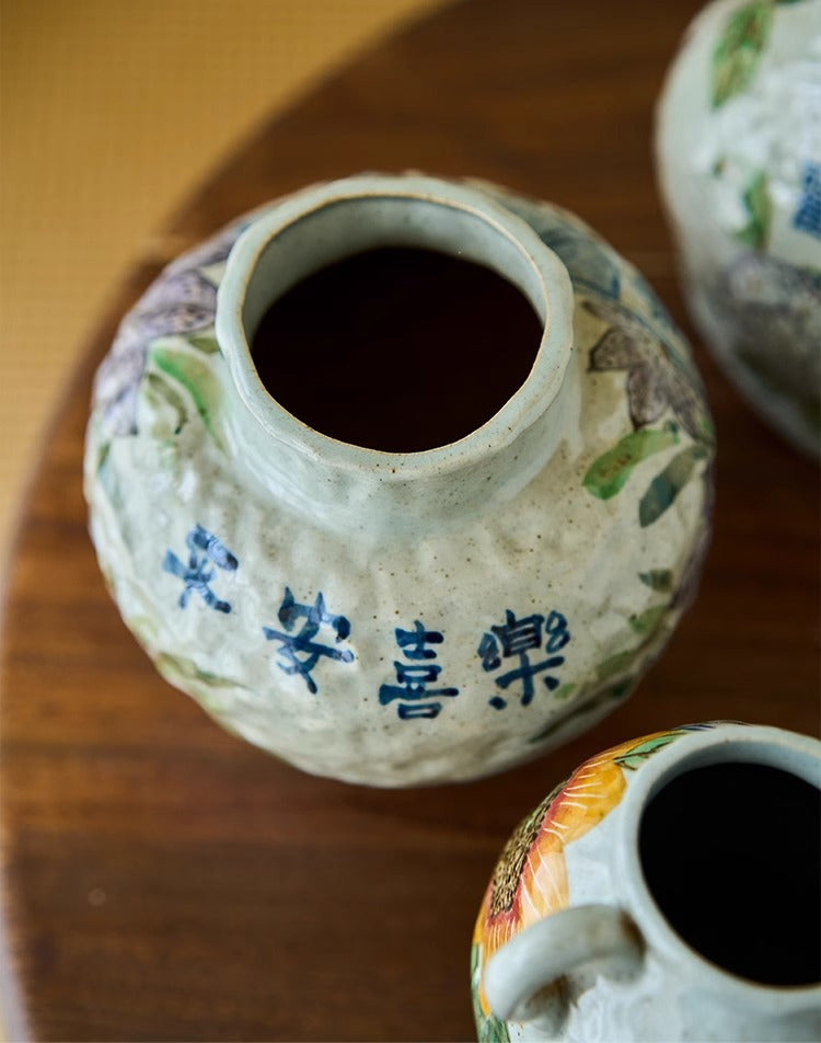 Jingdezhen Original Blue and White Underglaze Creative Hand-painted Iris Flower Sunflower Hydrangea Rustic Vintage Vase