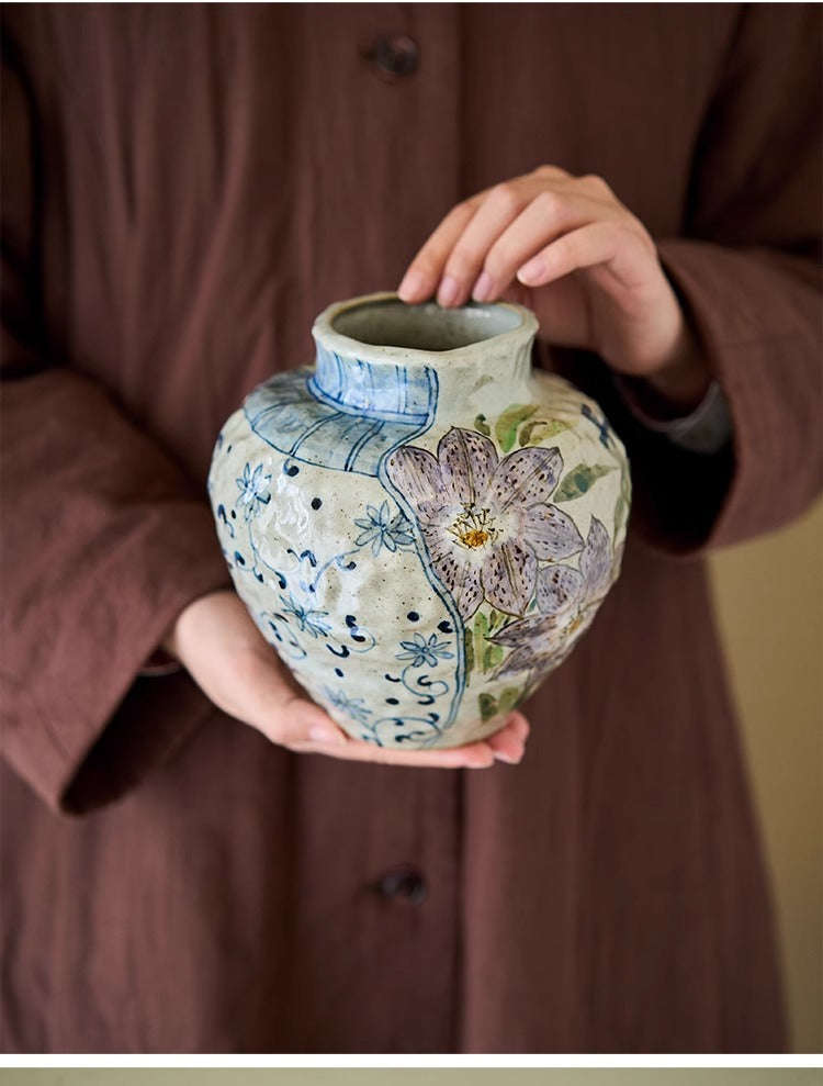 Jingdezhen Original Blue and White Underglaze Creative Hand-painted Iris Flower Sunflower Hydrangea Rustic Vintage Vase